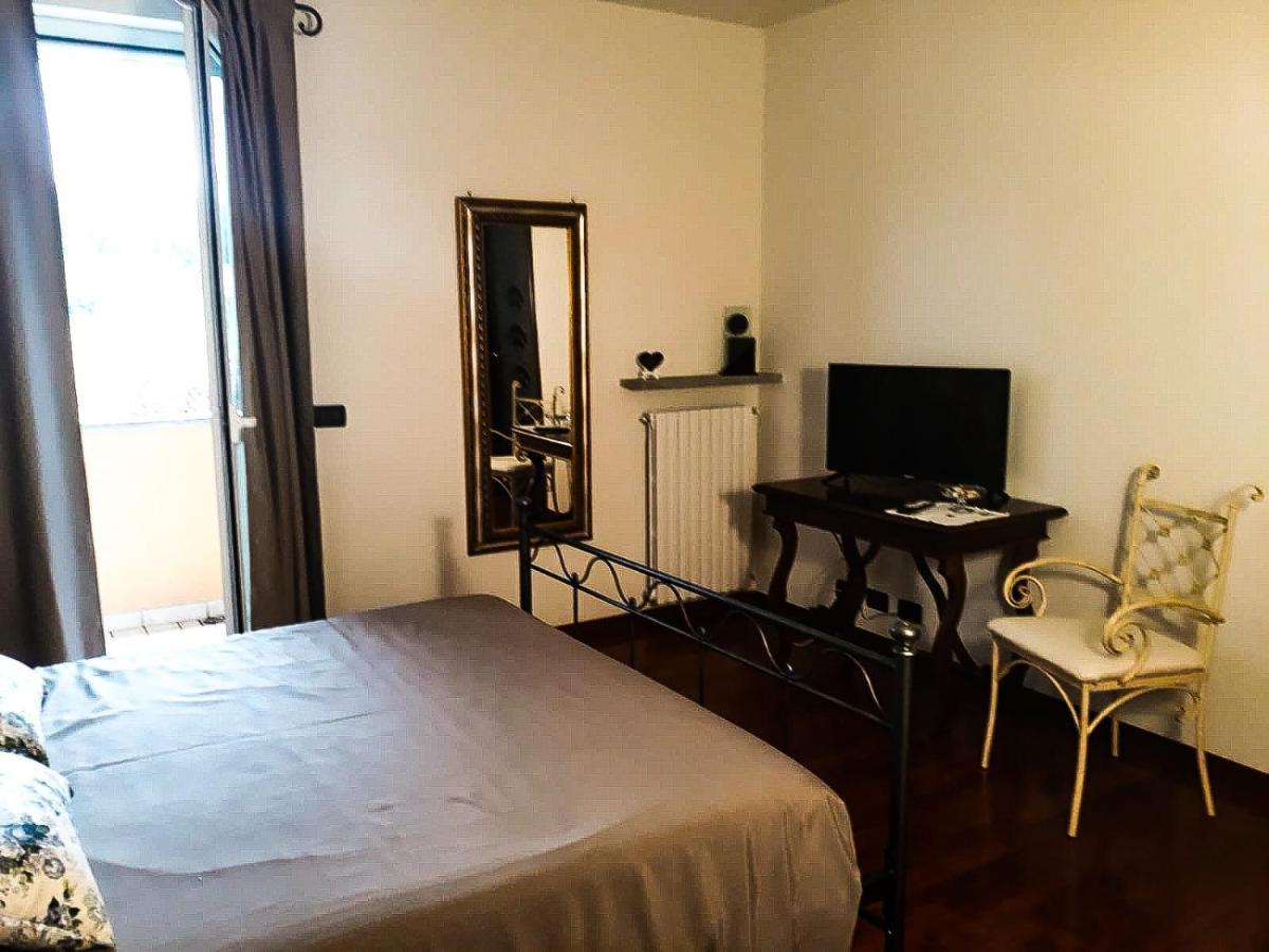 Acero Rosso Bed & Breakfast Pianfei Luaran gambar